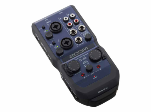 ZOOM U-44
